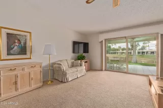 Photo #5: 6646966 Listing