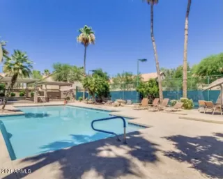 Photo #2: 6647075 Listing 