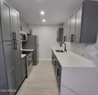 Photo #4: 6647117 Listing 