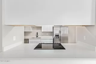 Photo #6: 6647171 Listing