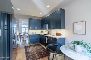 Photo #6: 6647465 Listing