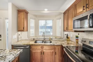 Photo #4: 6647626 Listing