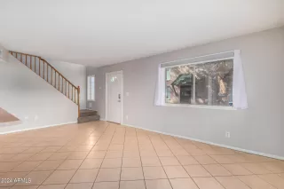 Photo #4: 6647820 Listing