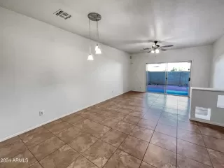 Photo #2: 6647918 Listing 