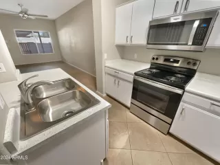 Photo #5: 6647983 Listing