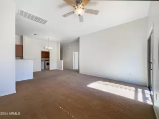 Photo #2: 6648067 Listing 