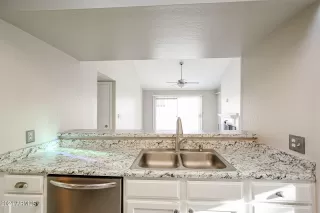 Photo #2: 6648159 Listing 