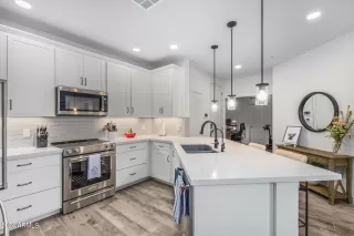 Photo #3: 6648361 Listing 