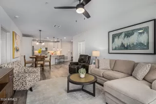 Photo #5: 6648361 Listing 