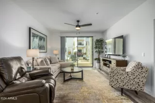 Photo #6: 6648361 Listing 