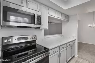 Photo #4: 6648637 Listing 