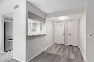 Photo #5: 6648637 Listing 