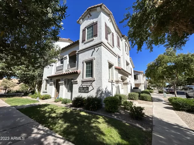 MLS: 6649023 Condo For Sale