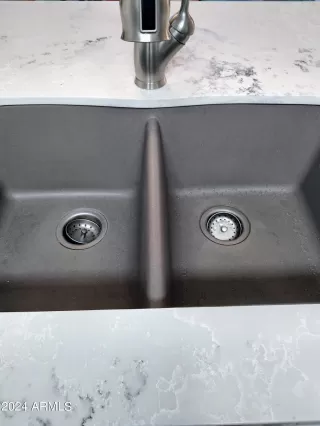 Photo #2: 6649027 Listing