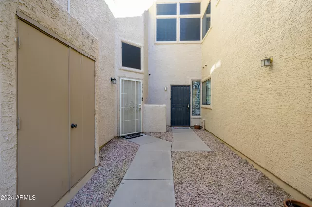 MLS: 6649390 Condo For Sale