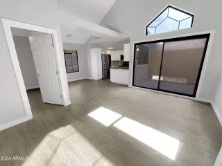 Photo #3: 6649529 Listing 