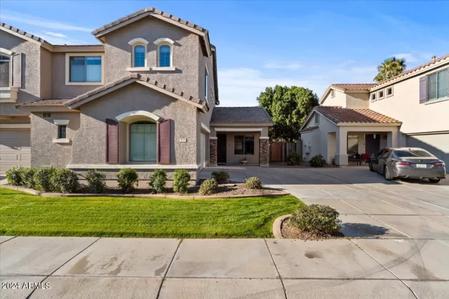 MLS: 6649771 Condo For Sale