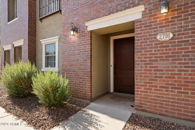 MLS: 6649937 Condo For Sale