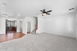 Photo #6: 6649937 Listing 