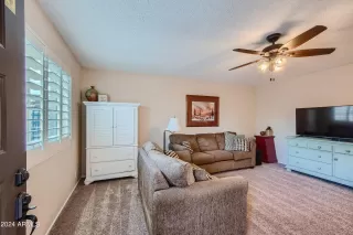 Photo #2: 6650068 Listing 