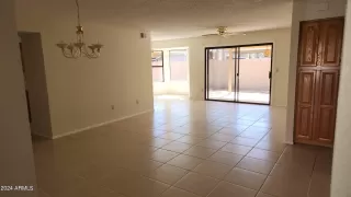 Photo #4: 6650079 Listing