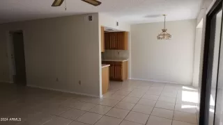 Photo #5: 6650079 Listing