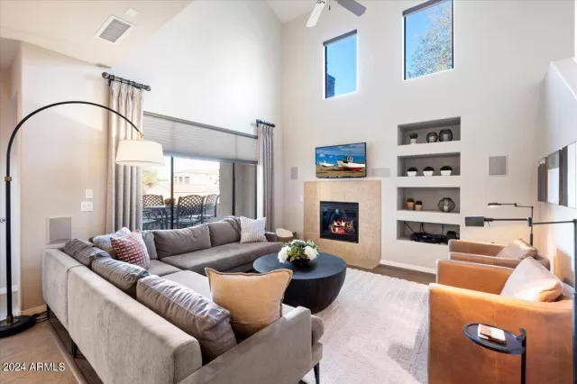 MLS: 6650089 Condo For Sale