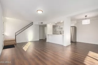 Photo #2: 6650120 Listing