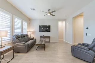 Photo #4: 6650222 Listing