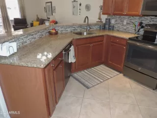 Photo #6: 6650366 Listing 