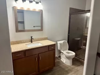 Photo #5: 6650612 Listing 