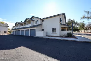 Photo #3: 6650756 Listing