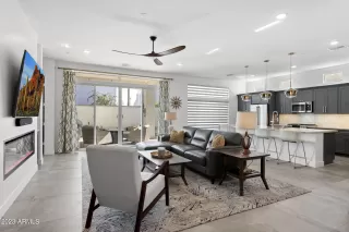 Photo #3: 6651447 Listing