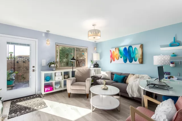 MLS: 6651466 Condo For Sale