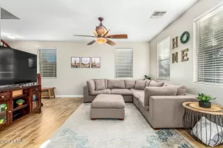 Photo #2: 6651468 Listing