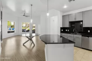 Photo #2: 6651772 Listing 