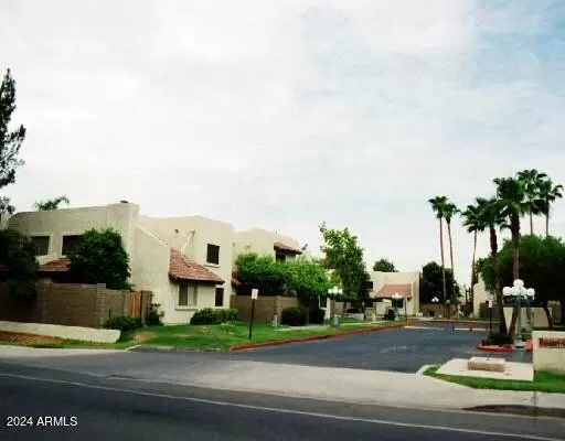 MLS: 6652053 Condo For Sale