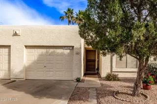 Photo #4: 6652077 Listing