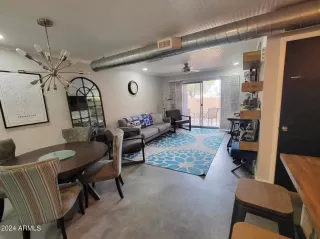 Photo #3: 6652085 Listing