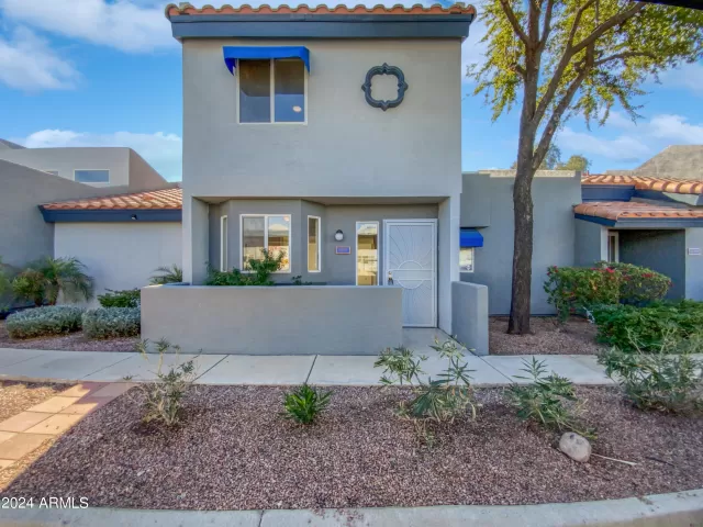 MLS: 6652119 Condo For Sale