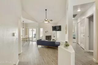 Photo #5: 6652175 Listing 