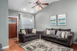 Photo #2: 6652183 Listing