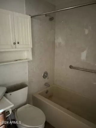 Photo #1: 6652280 Listing