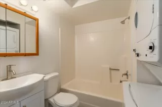 Photo #5: 6652360 Listing 