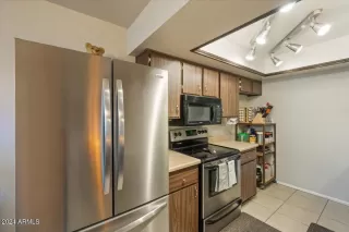 Photo #4: 6652415 Listing 