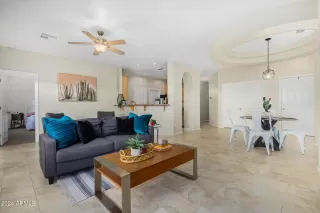 Photo #1: 6652703 Listing 