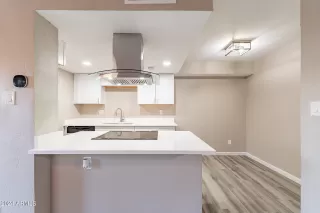 Photo #6: 6652807 Listing