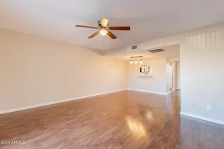 Photo #6: 6652990 Listing 