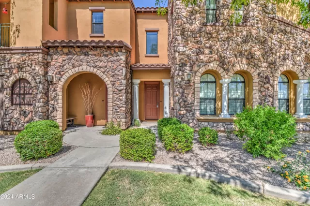 MLS: 6653003 Condo For Sale