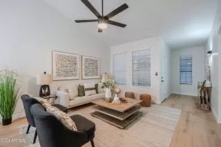 Photo #4: 6653041 Listing